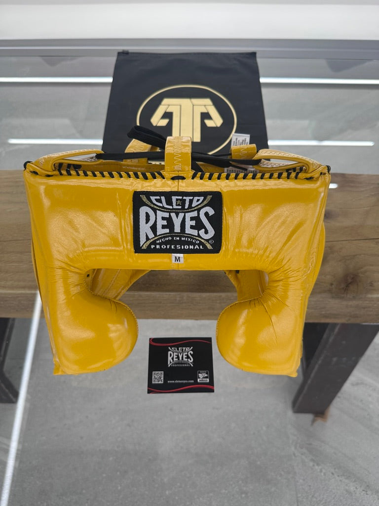 CLETO REYES HEADGUARD WITH CHEEK PROTECTOR YELLOW- MEDIUM