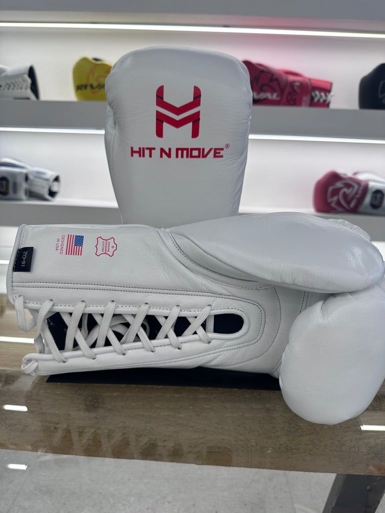HIT N MOVE HORSE HAIR SUVARI GLOVES  16oz LACE UP  WHITE / RED