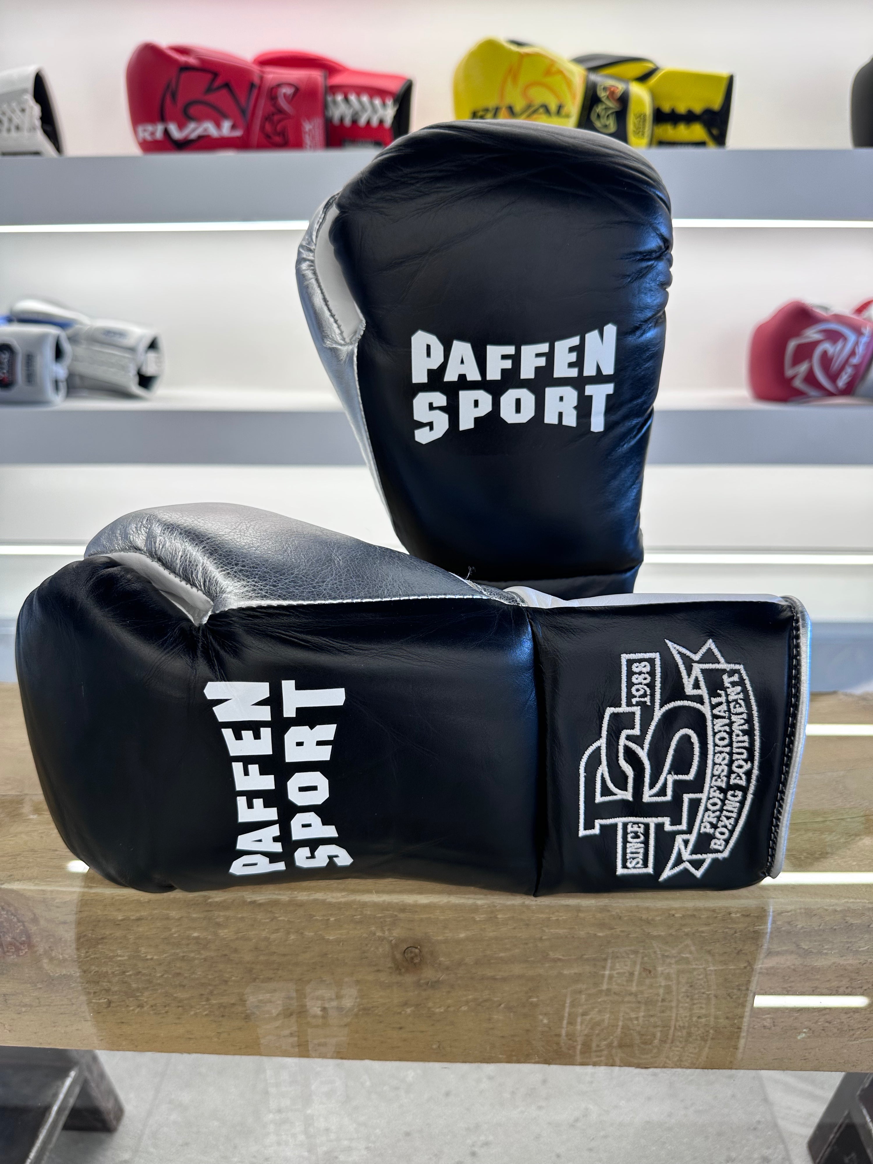 PAFFEN SPORT PRO MEXICAN TF BOXING GLOVES 10oz BLACK/WHITE/SILVER