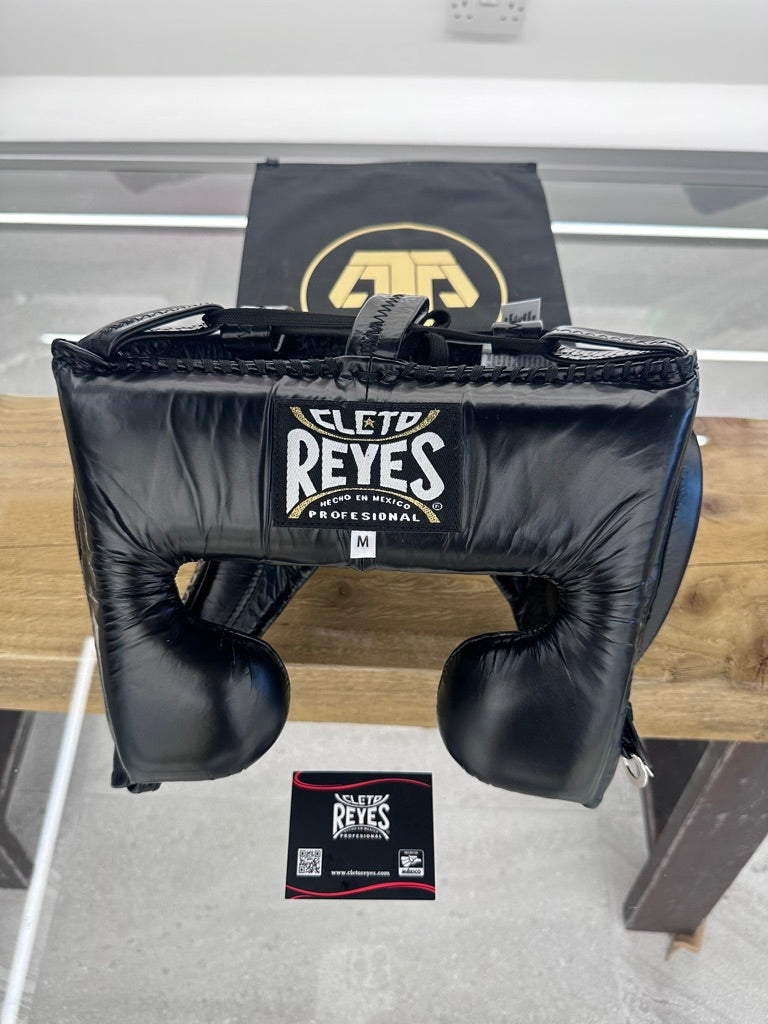 CLETO REYES HEADGUARD WITH CHEEK PROTECTOR BLACK - MEDIUM