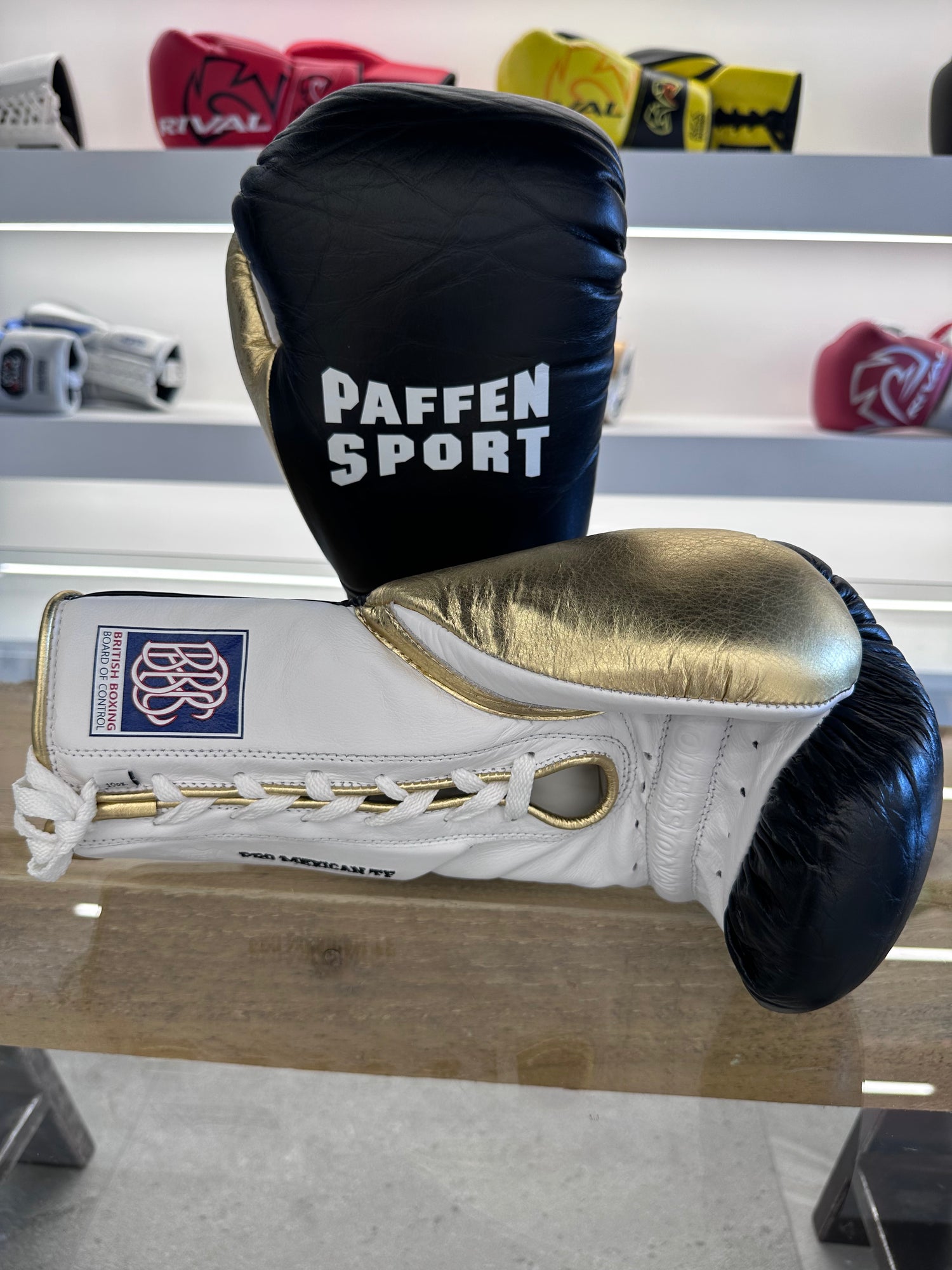 PAFFEN SPORT PRO MEXICAN TF BOXING GLOVES 10oz BLACK/WHITE/GOLD