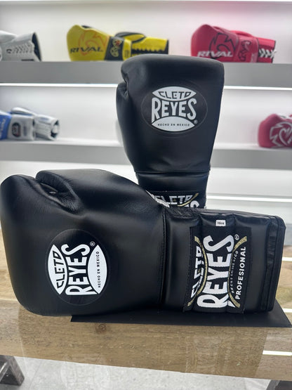 CLETO REYES 16oz SPARRING GLOVES LACE UP BLACK
